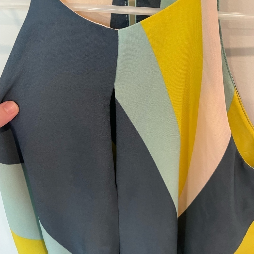 Pants Store Multicolor Tank - Picture 5 of 11